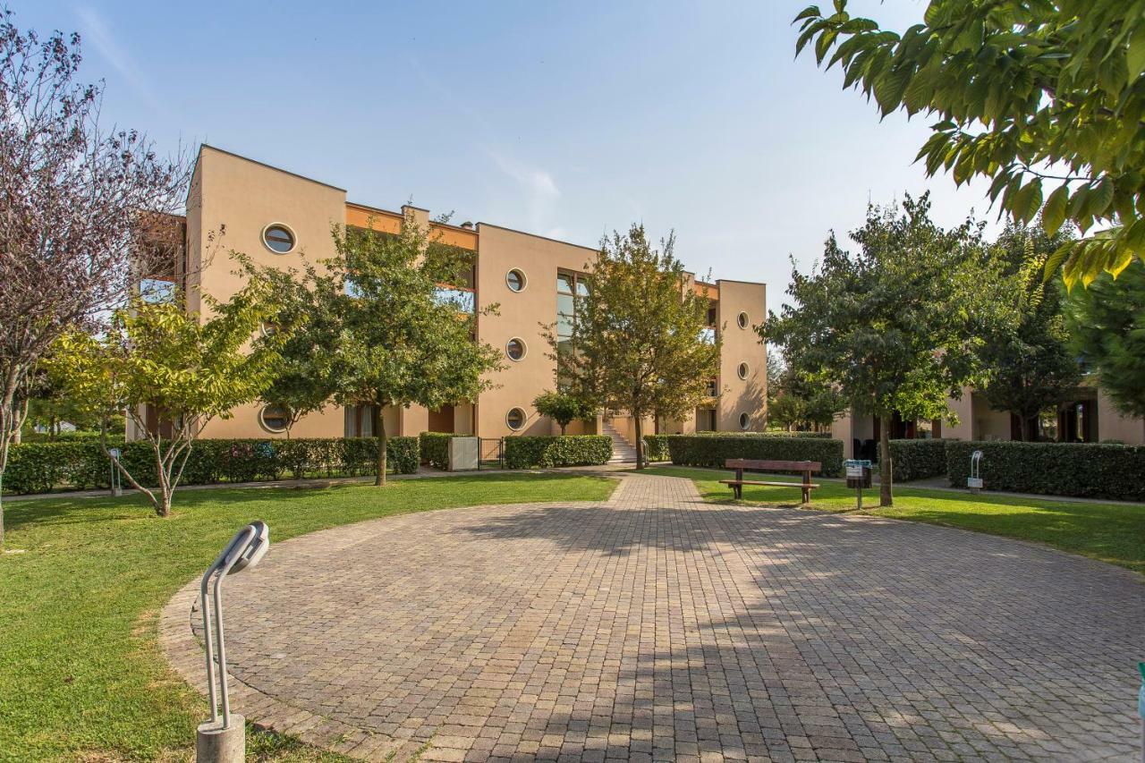 Ginepri Lido Altanea Apartment Caorle Exterior foto